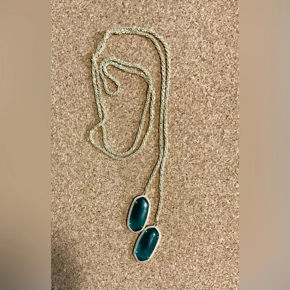 Rare early Kendra Scott gold with Deep green Pendants wrap necklace. - Picture 1 of 6